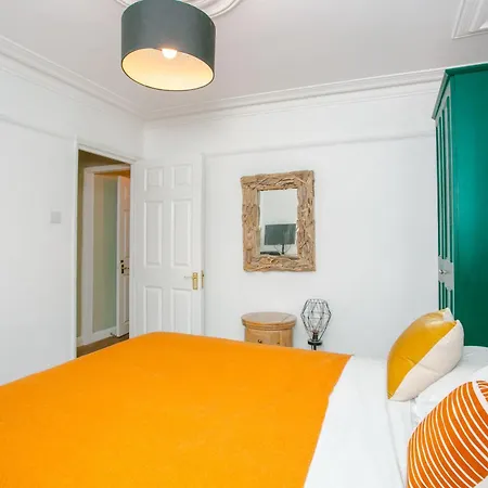 Modern Garden Apartment Camden London Exterior photo